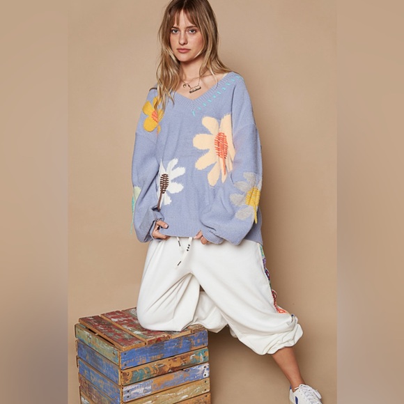 #065 Last 1! POL Floral Print Blue Sweater - Picture 9 of 10
